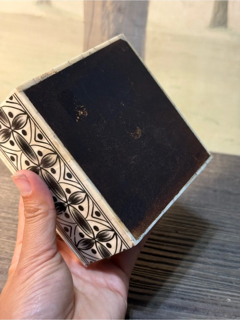 VTG Black and White Decorative Bone Box